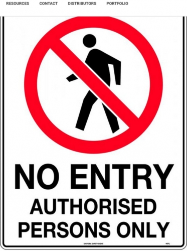 300x225mm - Metal - No Entry Authorised Persons Only